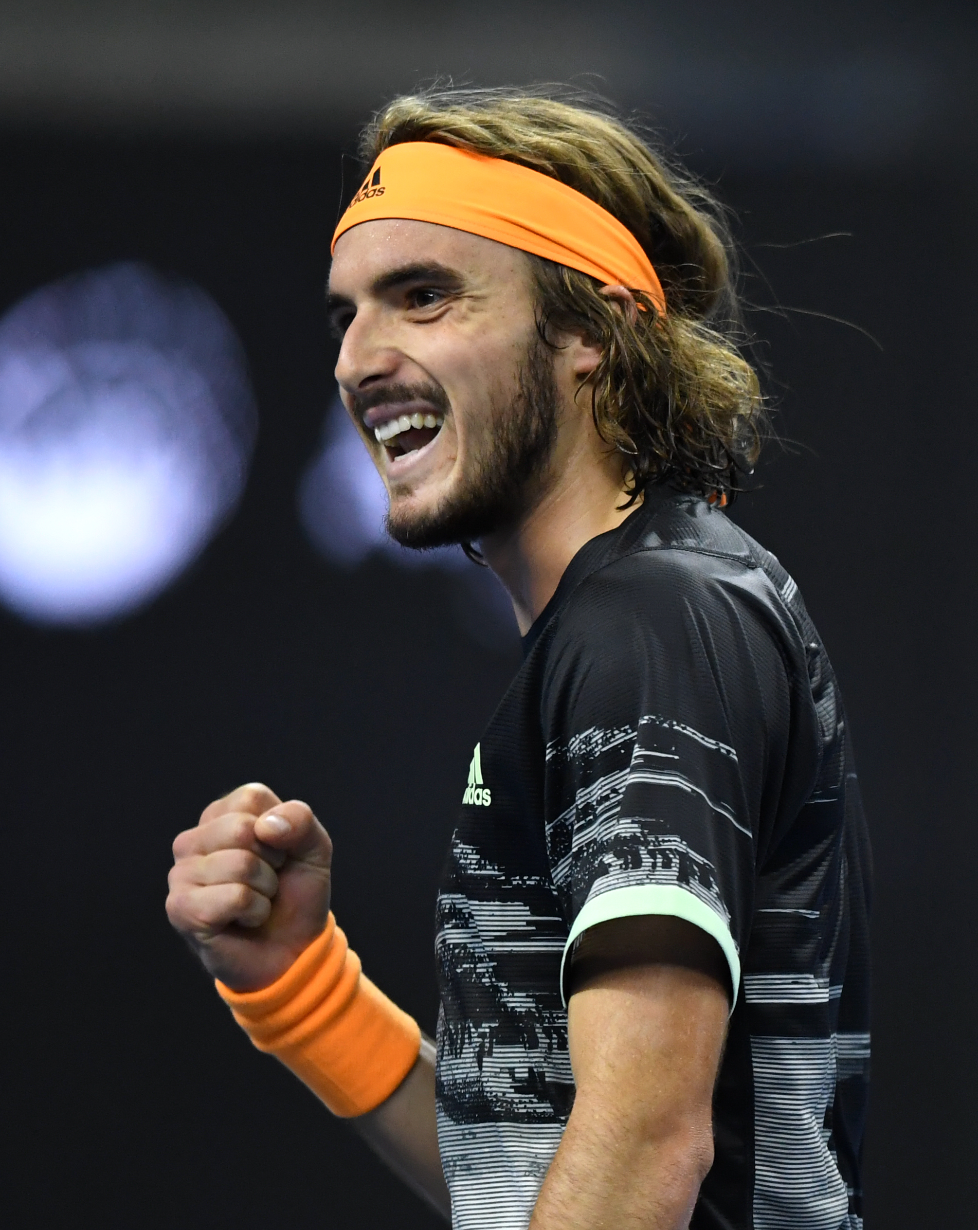 PG中国官网-关于世界网球队绝杀英国网球队，西西帕斯爆发神勇的信息