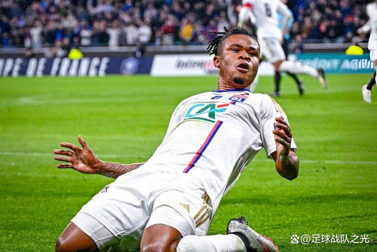 霍芬海姆阵容轮换得当，战术变化带来成功的简单介绍