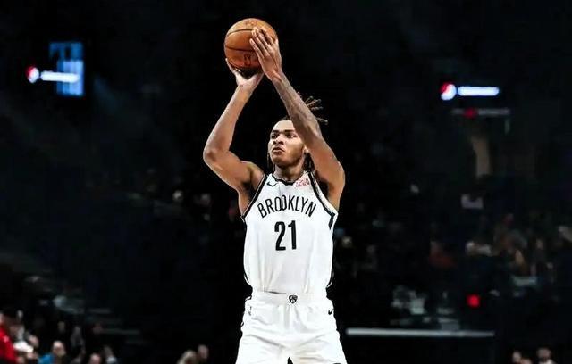 包含爵士爆冷篮网B队，布克绝境逆转的词条