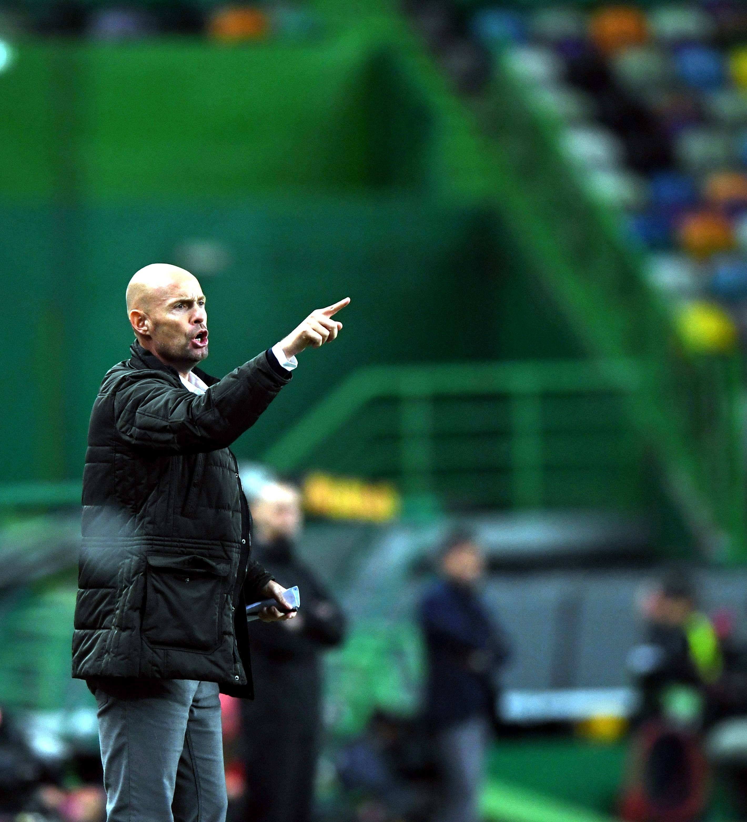 包含比利亚雷亚尔再次失利,积分下滑的词条 包含比利亚雷亚尔再次失利,积分下滑的词条