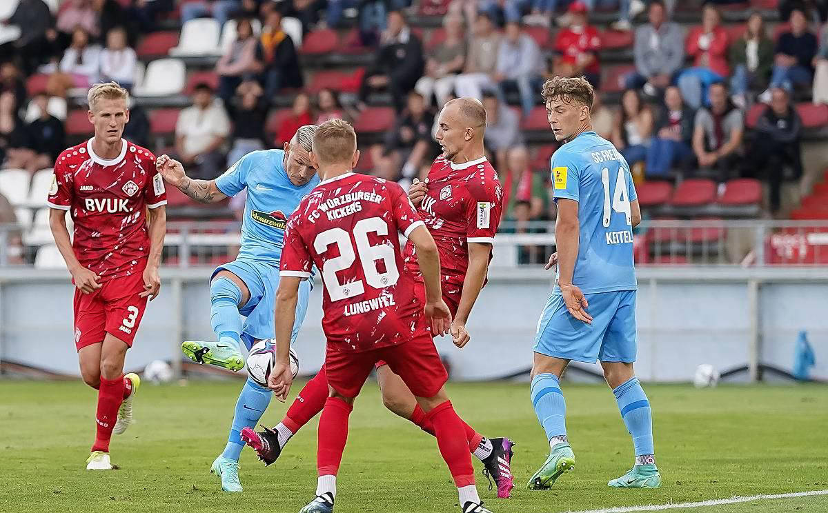 柏林联盟不敌不莱梅，遭遇两连败局面的简单介绍