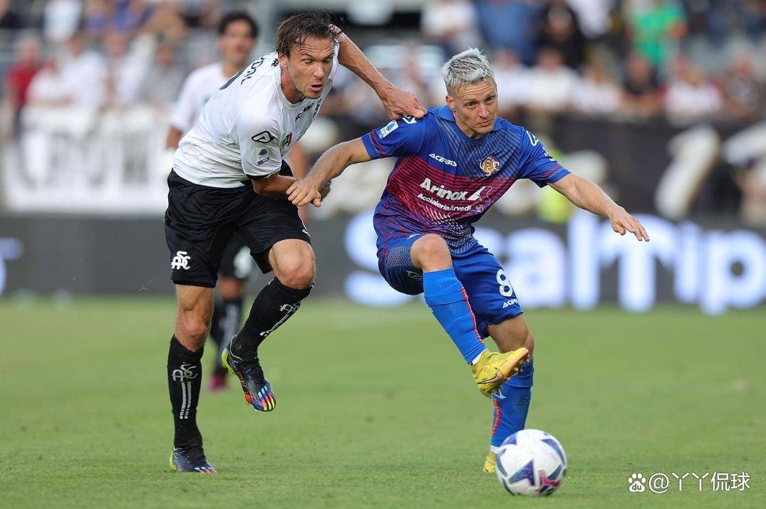 包含斯佩齐亚主场惨败，遭遇两连败的词条