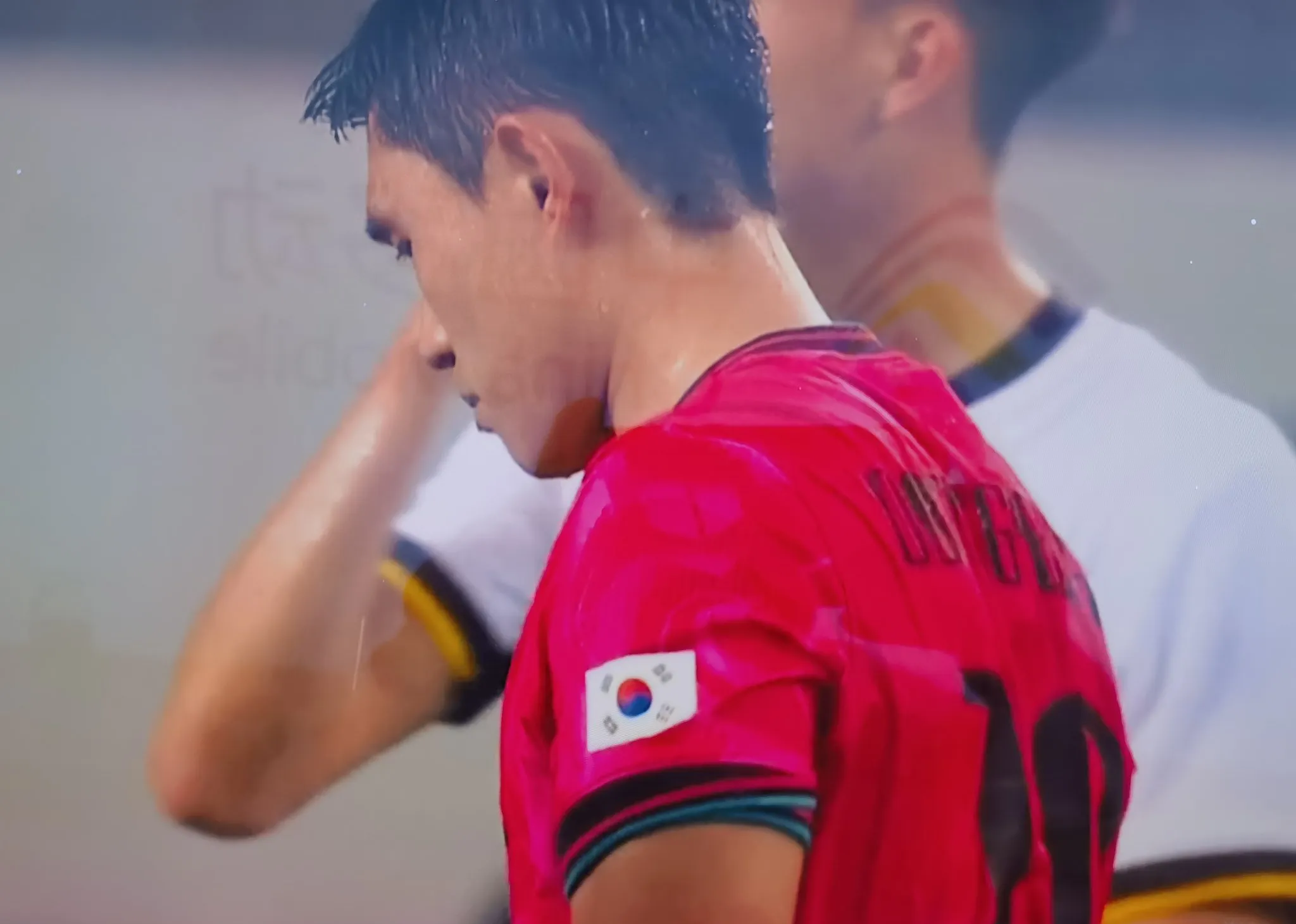 控球时间占优但进球乏力，球队需改进进攻套路