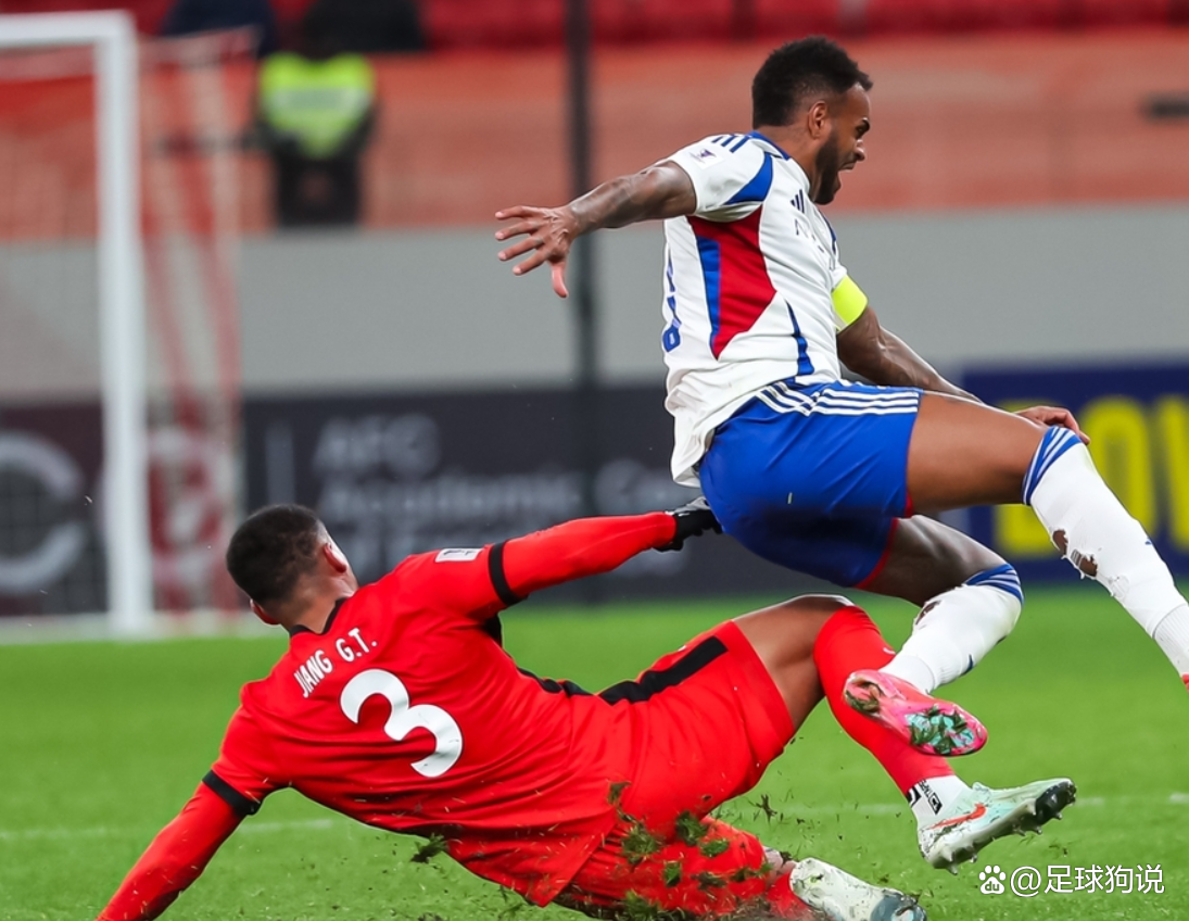 比赛中球队失利，引发球迷情绪波动