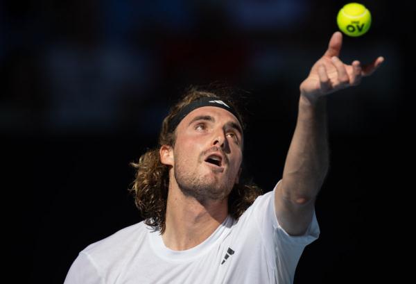 年终总决赛横扫澳网，西西帕斯扛起全队