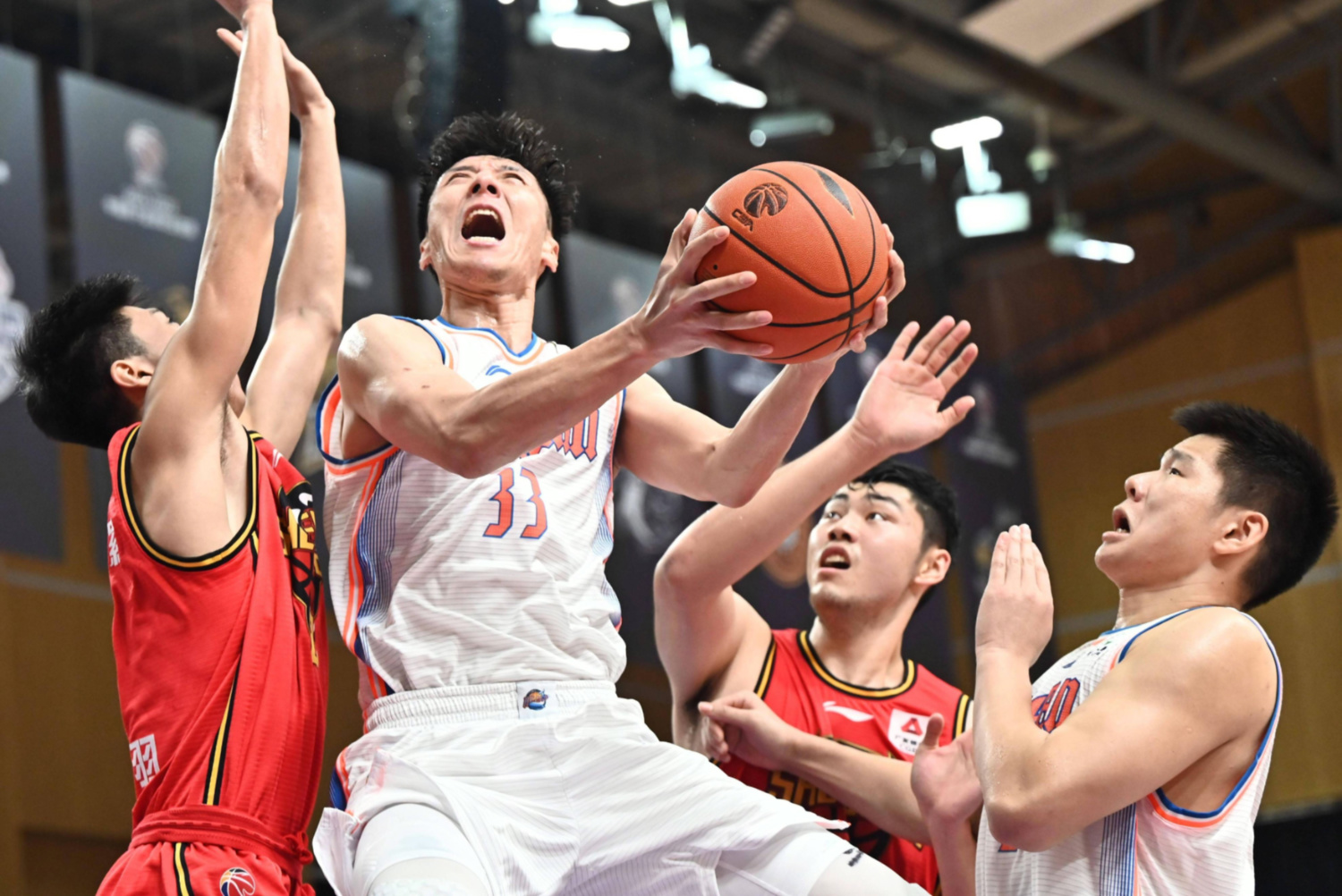 山西队逆转四川队，陶汉林扛起全队