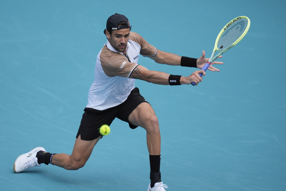 日本网球队横扫法国网球队，穆雷制霸全场的简单介绍