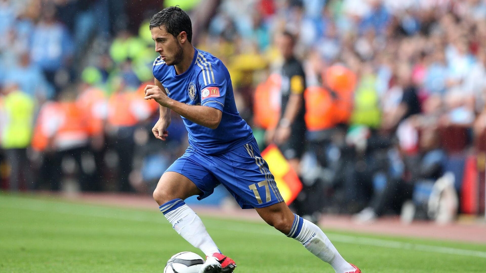 赛道与球场，布伦森的关键节点与F1街道赛之夜的共振