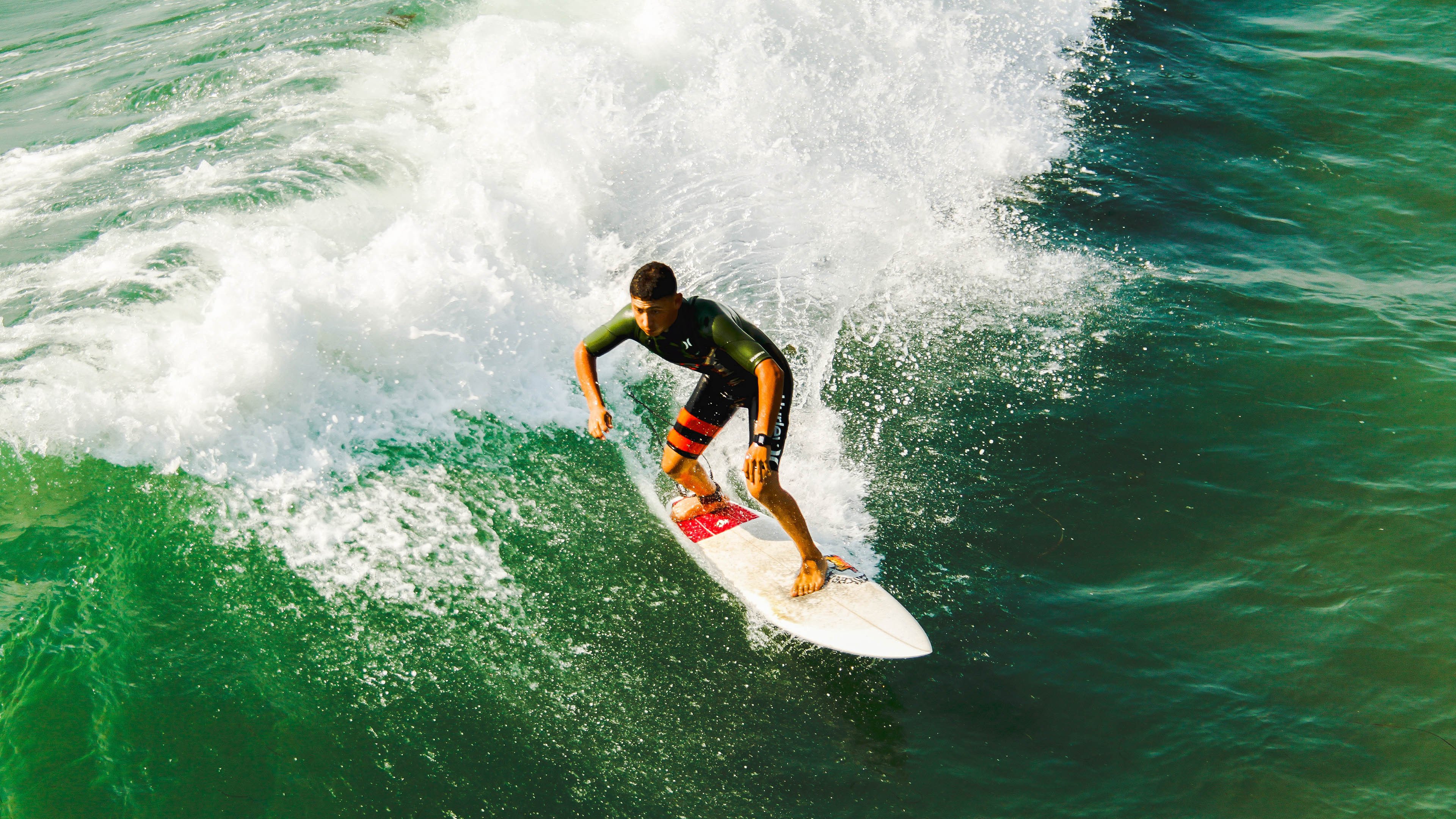 PG中国登录入口-年度焦点之战之夜，加克波持续制造杀伤，铸就绿茵传奇